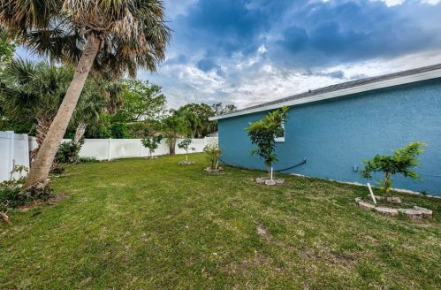 5604 102nd Ave, Pinellas Park FL  33782-3306 exterior