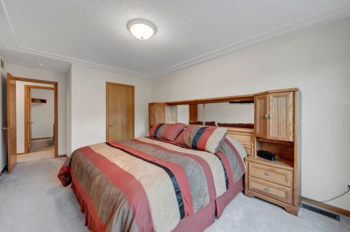 701 23rd Ave, South Saint Paul MN  55075-1322 exterior