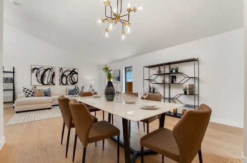 4709 Norwich Ave, Van Nuys CA  91403-2017 exterior