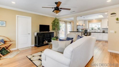 1221 4th St, San Diego, CA 92118-1803