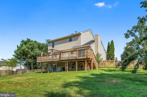 5762 Ralston Ct, Woodbridge VA  22193-3761 exterior