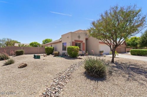 3163 Bellerive Dr, Chandler, AZ 85249-3908