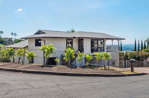 98-1409 Akaaka St, Aiea, HI 96701-3043