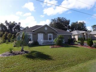 475 Cardinal Ct, Kissimmee, FL 34759-4440