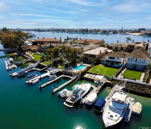 11 Harbor Island Rd, Newport Beach CA  92660 exterior