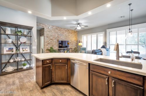 1349 Weatherby Way, Chandler, AZ 85286-1479