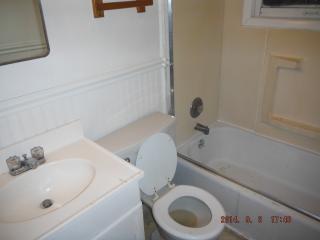 930 Washington St, Beaverton OR  97123-4234 exterior