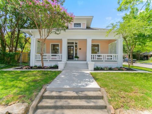 1225 Arlington Ave, Fort Worth, TX 76104-6121