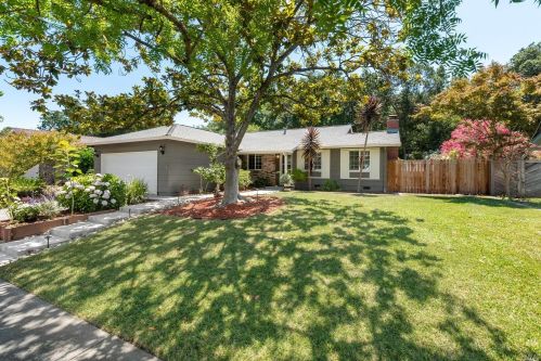 1590 Cunningham Way, Santa Rosa, CA 95403-2342
