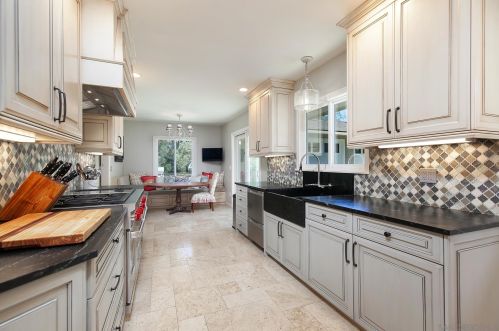 2917 Tavern Rd, Alpine CA  91901-3141 exterior