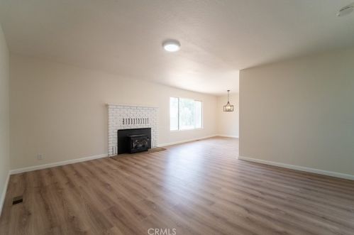 3398 Morningside Dr, Oroville, CA 95966-6322