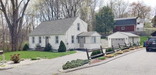 45 Althea St, West Springfield, MA 01089-1138