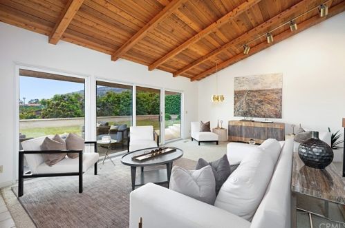 32671 Mediterranean Dr, Dana Point CA  92629-3518 exterior