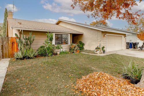 2705 Pinnacles Dr, Modesto, CA 95358-6518