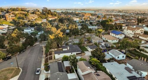 3511 Oliphant St, San Diego CA  92106-1729 exterior