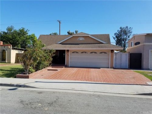 1256 Denwall Dr, Long Beach, CA 90746-3155