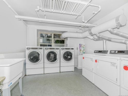 151 Prospect Ave, Mount Vernon NY  10550-2229 exterior