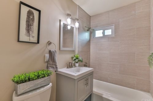 428 Gardenglen St, West Covina CA  91790-3123 exterior