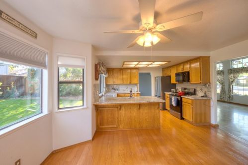 708 Bonneau Ct, Grayson CA  95363-9104 exterior