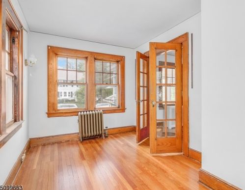 23 Stanford Pl, Montclair NJ  07042-5009 exterior
