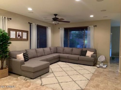 3453 Robin Ln, Gilbert, AZ 85296-1846
