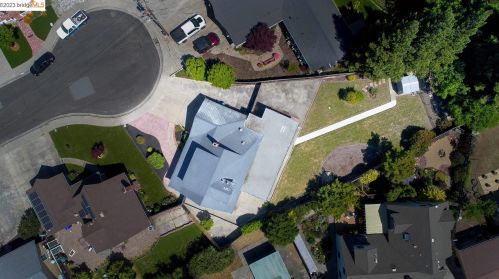 2322 Olinda Ct, Pinole CA  exterior