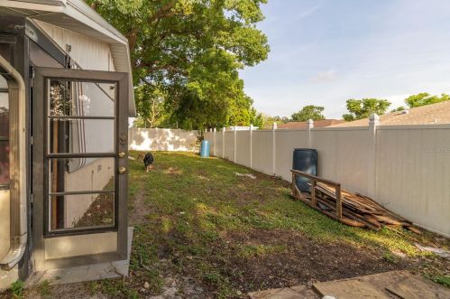7210 Robstown Dr, Port Richey, FL 34668-3948