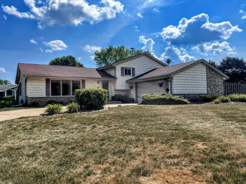 312 7th St, Waterford, WI 53185-4506