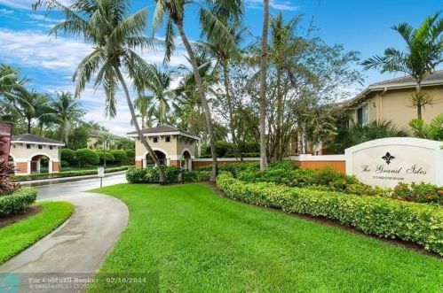 4197 Haverhill Rd, West Palm Beach, FL 33417-8324