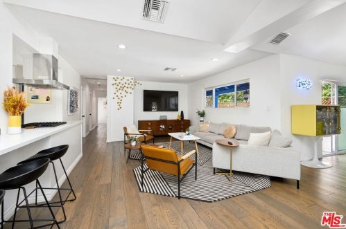 4157 Bakman Ave, North Hollywood, CA 91602-3329