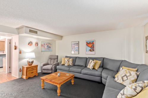 16510 Palisades Blvd, Scottsdale, AZ 85268-3721