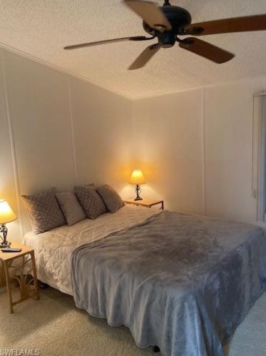 915 Manatee Rd, Naples FL  34114-8266 exterior