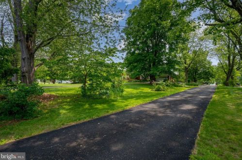 2409 Little River Rd, Haymarket VA  20169-1205 exterior