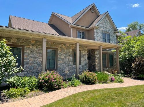 5590 Tuscany Ct, Coopersburg, PA 18036-1963