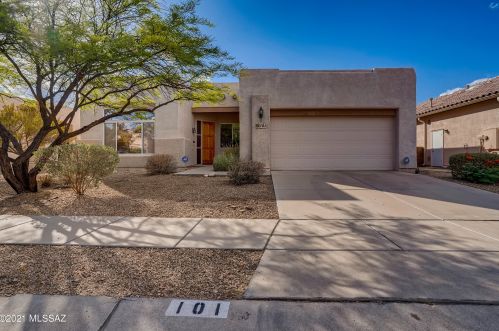 101 Desert Stream Dr, Tucson, AZ 85745-2277