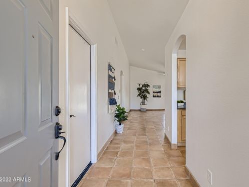 5770 Seldon Ln, Glendale, AZ 85302-4650