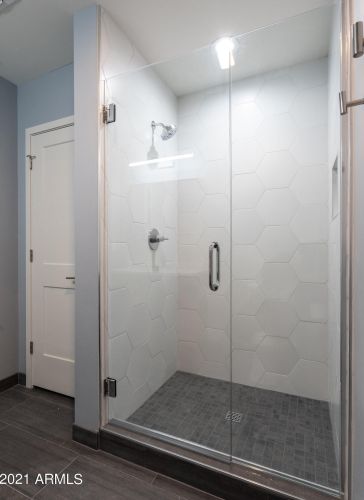 6803 15 St, Phoenix AZ 85040-2321 exterior