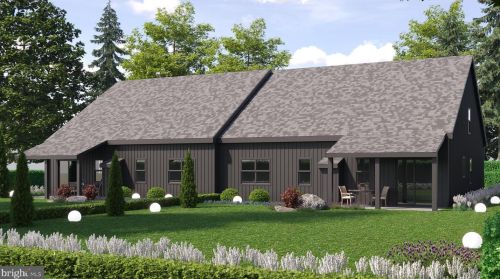 6 Lowe Dr, Shepherdstown, WV 25443-9601