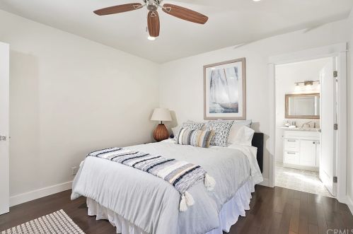 259 Loma Ave, Long Beach CA  90814-2744 exterior