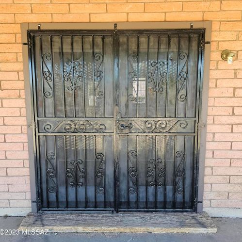 3980 Mandarin Cir, Tucson AZ exterior