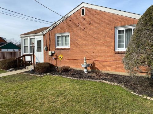1438 Homestead Rd, Verona, PA 15147-2440