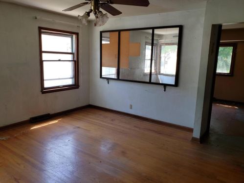 3441 82nd St, Milwaukee WI  53219-3835 exterior