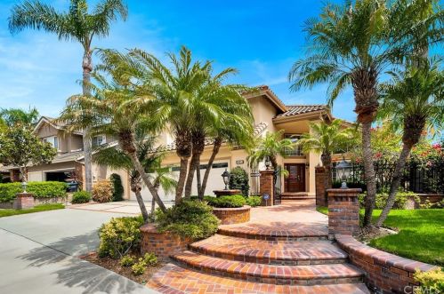 4240 Hillsborough Ave, Orange, CA 92867-2171