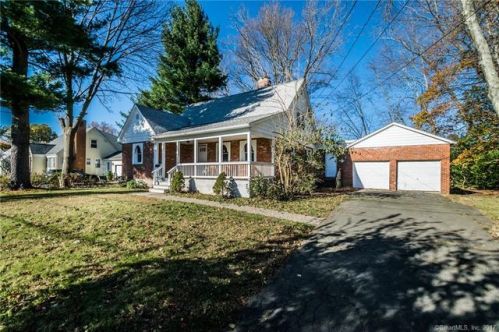 100 Rockwell Ave, Bloomfield, CT 06002-3202