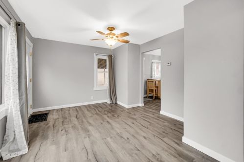 419 Van Buren Ave, Hobart, IN 46342-1143