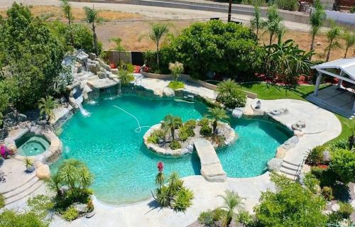 902 Glendora Mountain Rd, Glendora, CA 91741-2302
