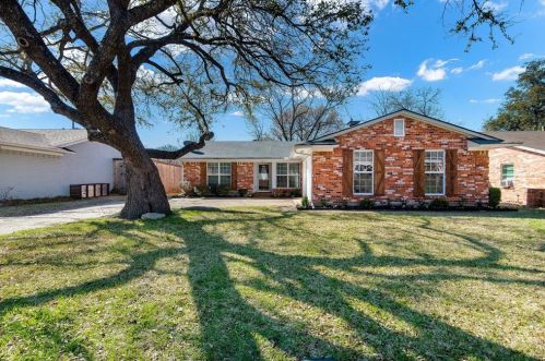 709 Melrose Dr, Richardson TX  75080-4111 exterior