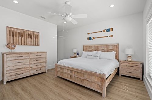 200 Pne Ave, Saint George Island FL  32328-2805 exterior