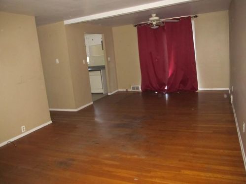 310 Mcgregor Dr, Verona, PA 15147-3434