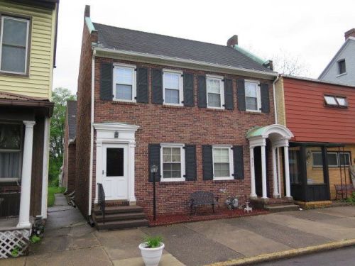 822 Washington St, Huntingdon, PA 16652-1726